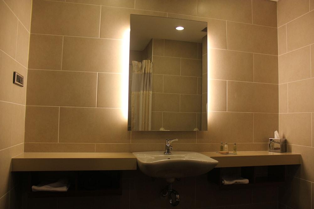 Hilton Garden Inn Κιουτάχεια Εξωτερικό φωτογραφία