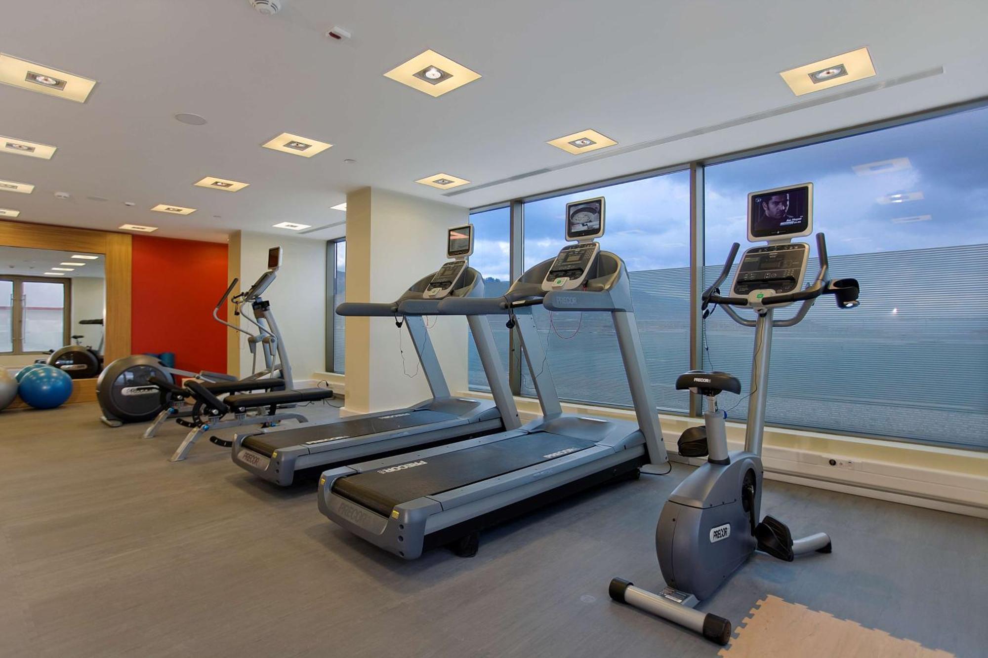 Hilton Garden Inn Κιουτάχεια Εξωτερικό φωτογραφία
