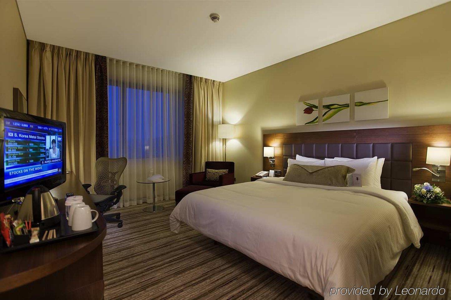 Hilton Garden Inn Κιουτάχεια Δωμάτιο φωτογραφία