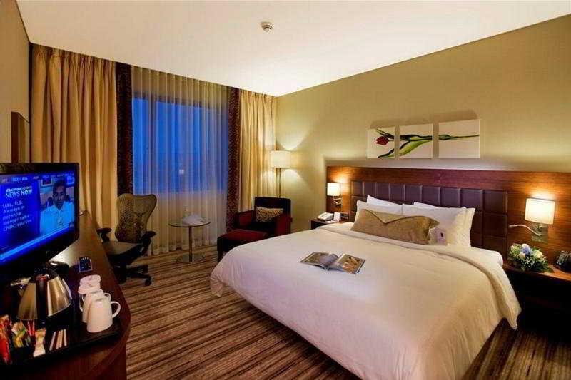 Hilton Garden Inn Κιουτάχεια Εξωτερικό φωτογραφία