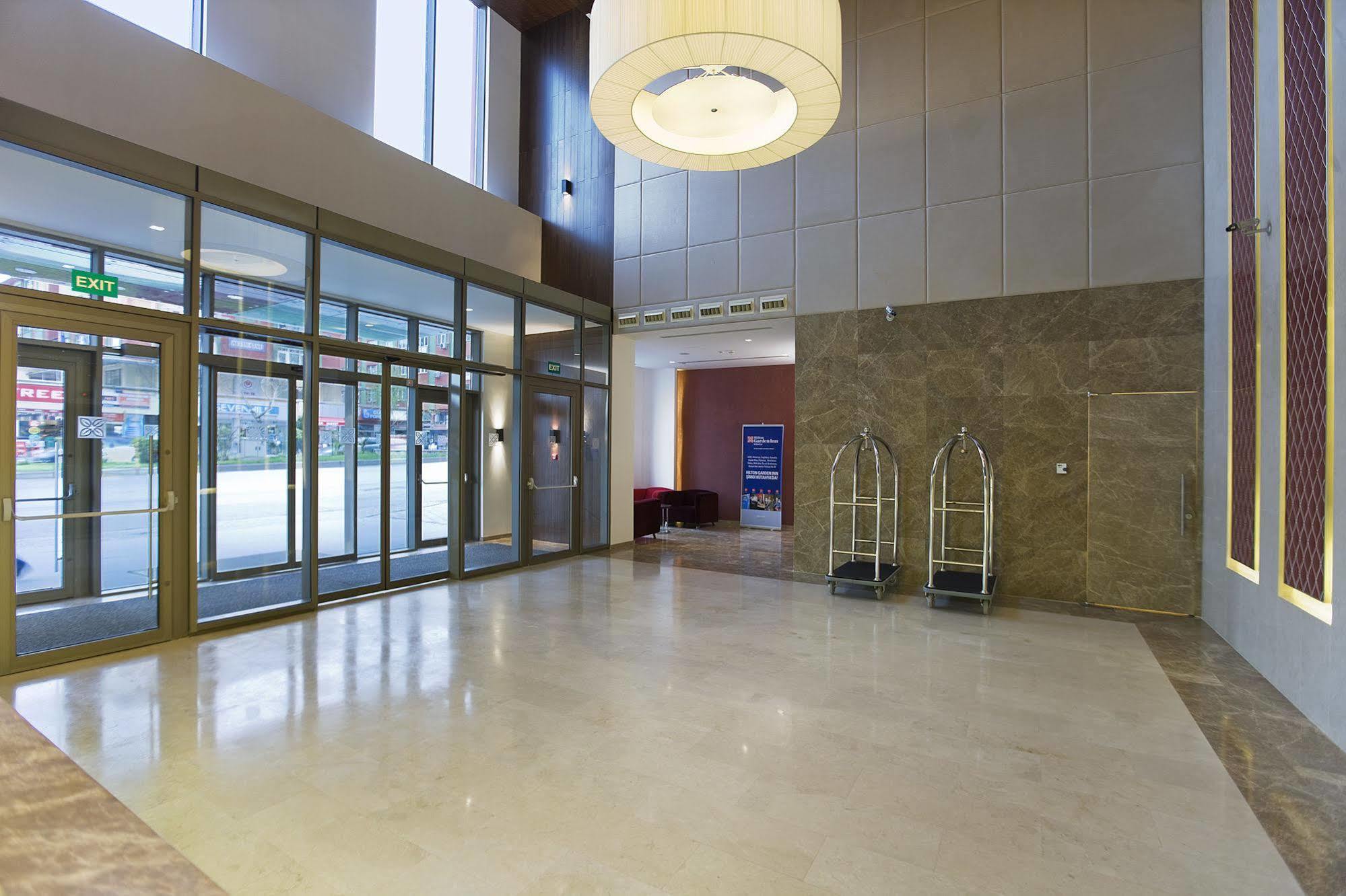 Hilton Garden Inn Κιουτάχεια Εξωτερικό φωτογραφία