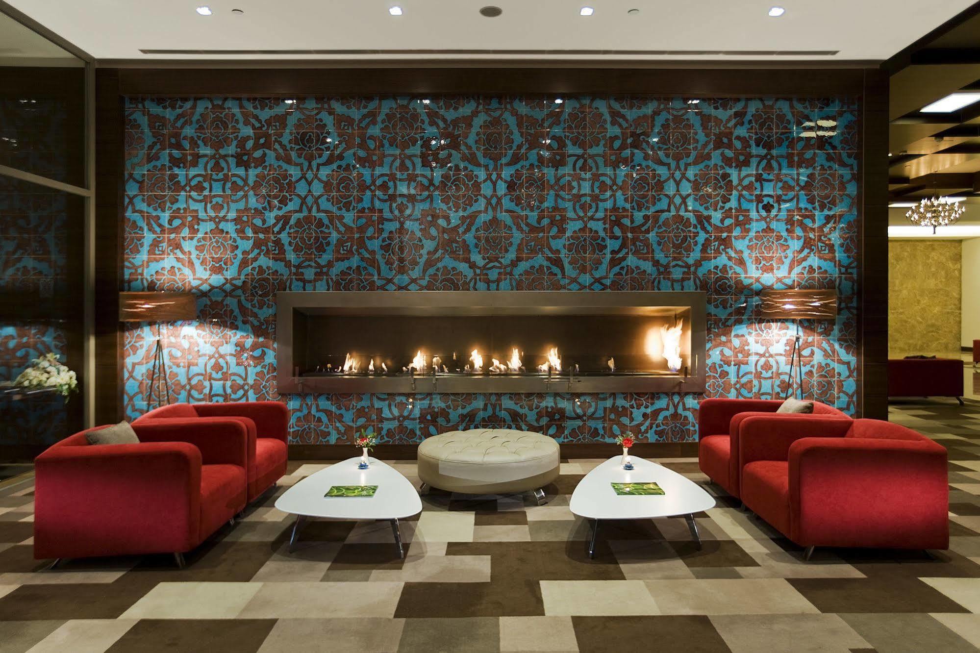 Hilton Garden Inn Κιουτάχεια Εξωτερικό φωτογραφία